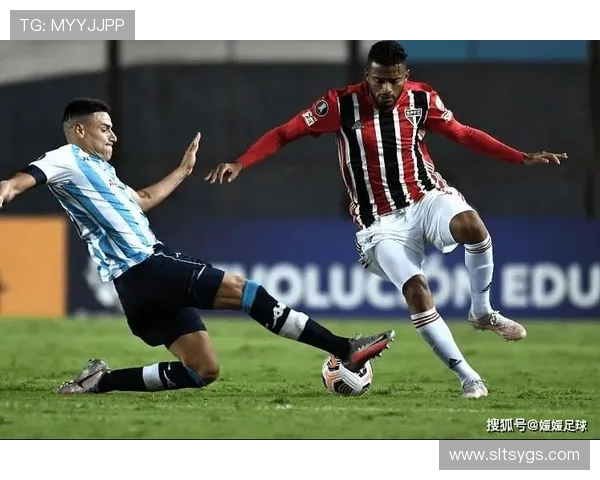 圣保罗与克鲁塞罗激战正酣谁能在这场对决中笑到最后